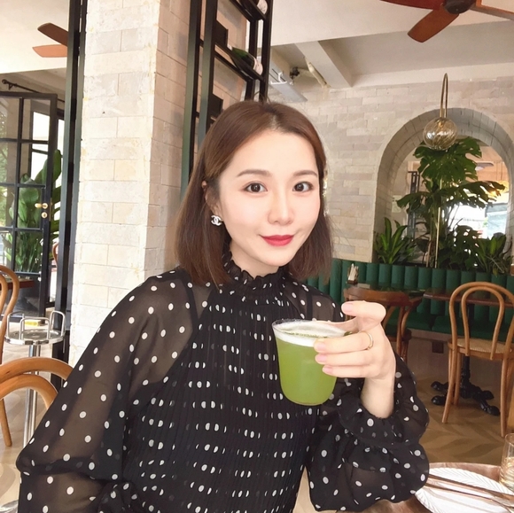 NWT Polka Dot Pleated Semi-Sheer Blouse - Picture 8 of 12